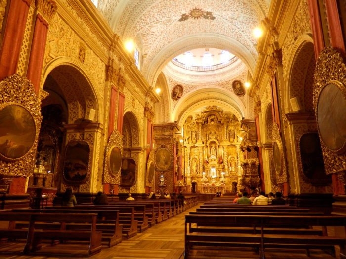 Barocke Kolonialpracht in der Iglesia de La Merced
